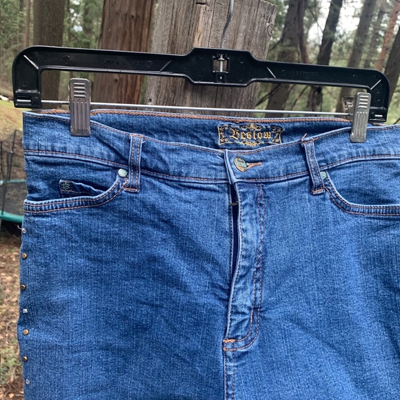 Beslow classic 5 pocket jeans with a bit of bling,HP25 - Picture 2 of 7